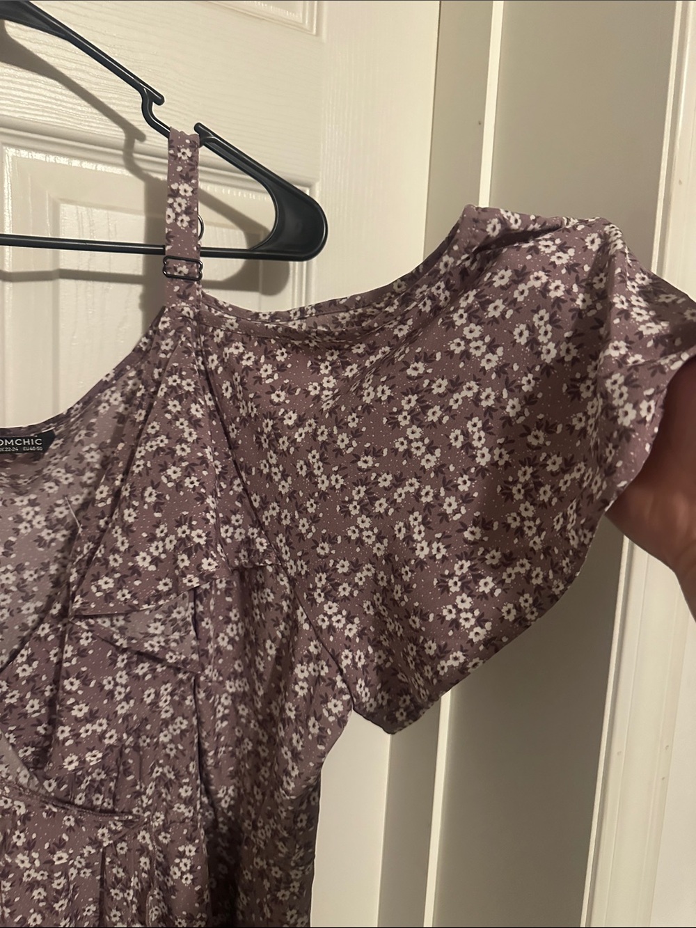 BloomChic Dusty Mauve Floral High-Low Maxi Dress size 18-20 - Picture 4 of 8
